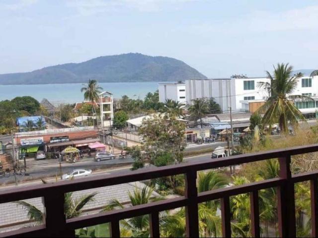 Seaview 2 bedroom condo In Chalong