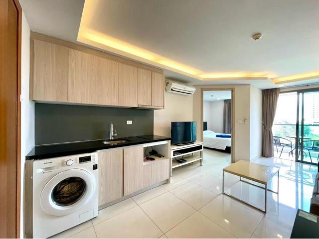 Laguna Bay 2 1-Bedroom Condo For Sale