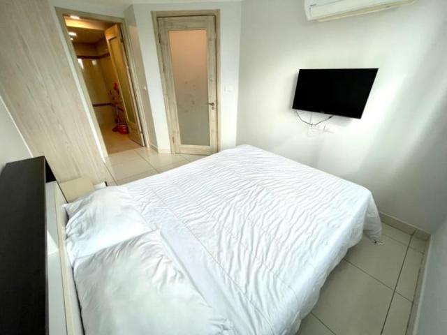 Laguna Bay 2 1-Bedroom Condo For Sale