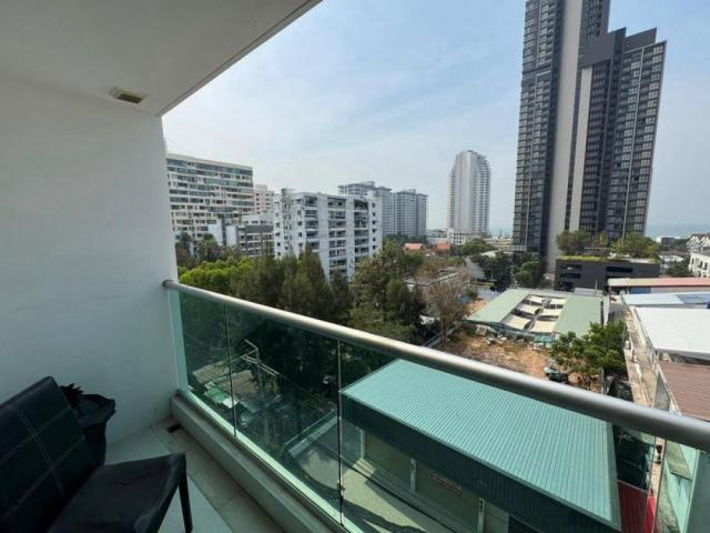 Studio Condo for Sale at Laguna Bay 1
