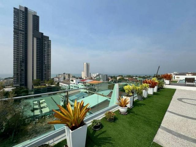 Studio Condo for Sale at Laguna Bay 1