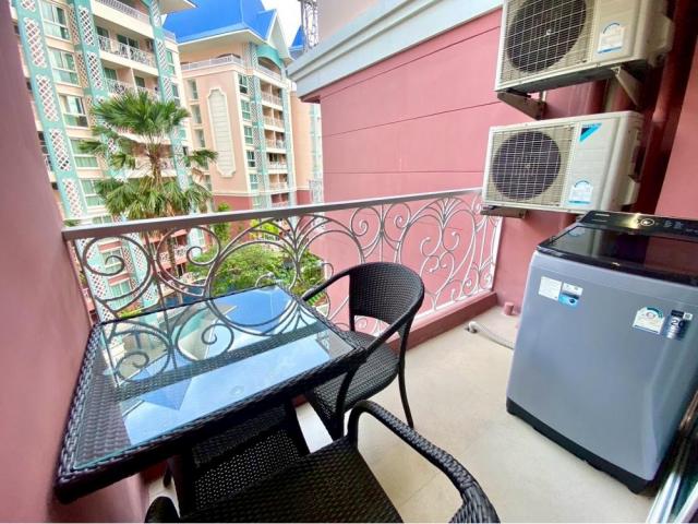 Grande Caribbean 1-Bedroom Pool View Condo