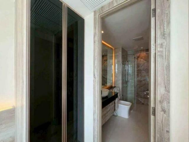Luxury 1-Bedroom Sea View Condo, The Riviera Monaco