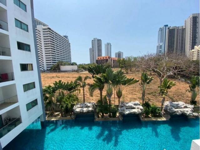 Club Royal 1-Bedroom Condo