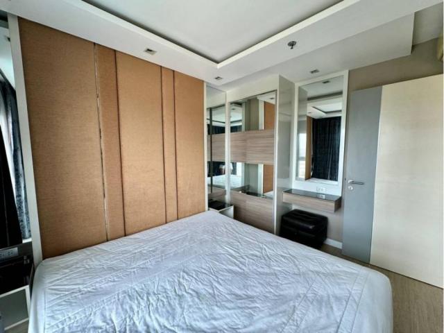 La Santir 1-Bedroom Condo for Sale