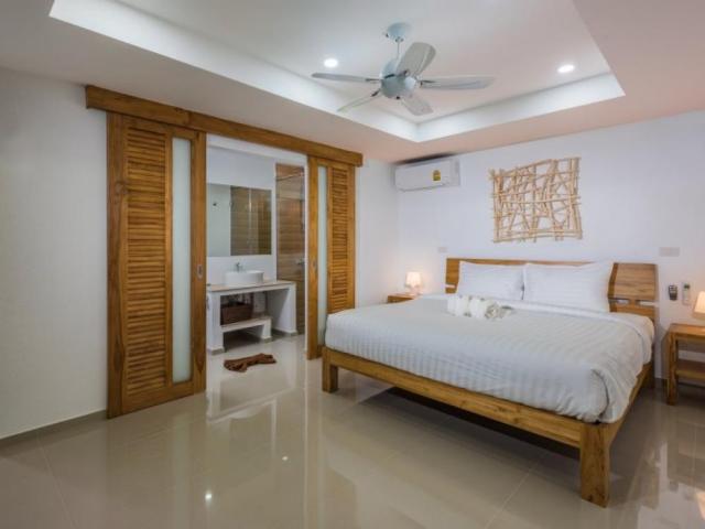 Siam Royal View 4-Bedroom Pool Villa For Sale