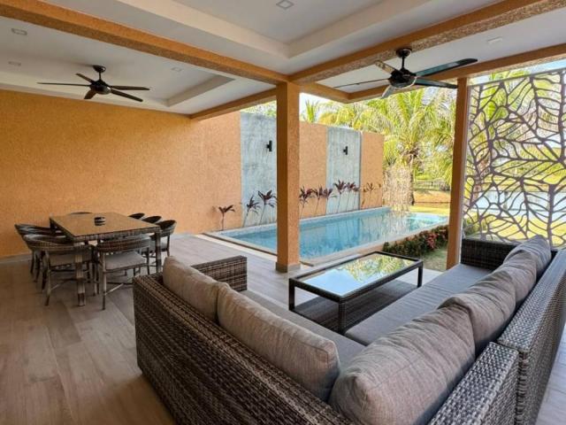 Brand New Luxury 4-Bedroom Pool Villa For Sale