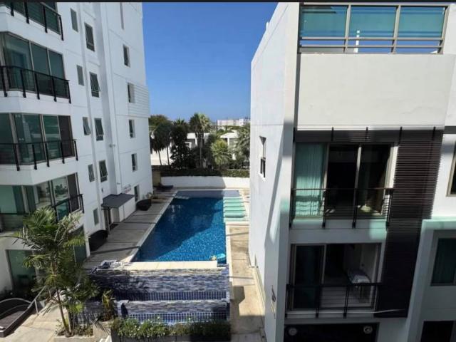 Spacious 3-Bedroom Condo at The Regent Kamala