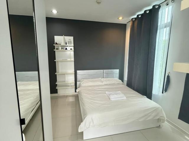 Spacious 3-Bedroom Condo at The Regent Kamala