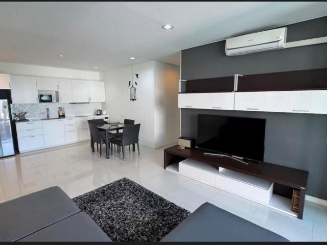 Spacious 3-Bedroom Condo at The Regent Kamala